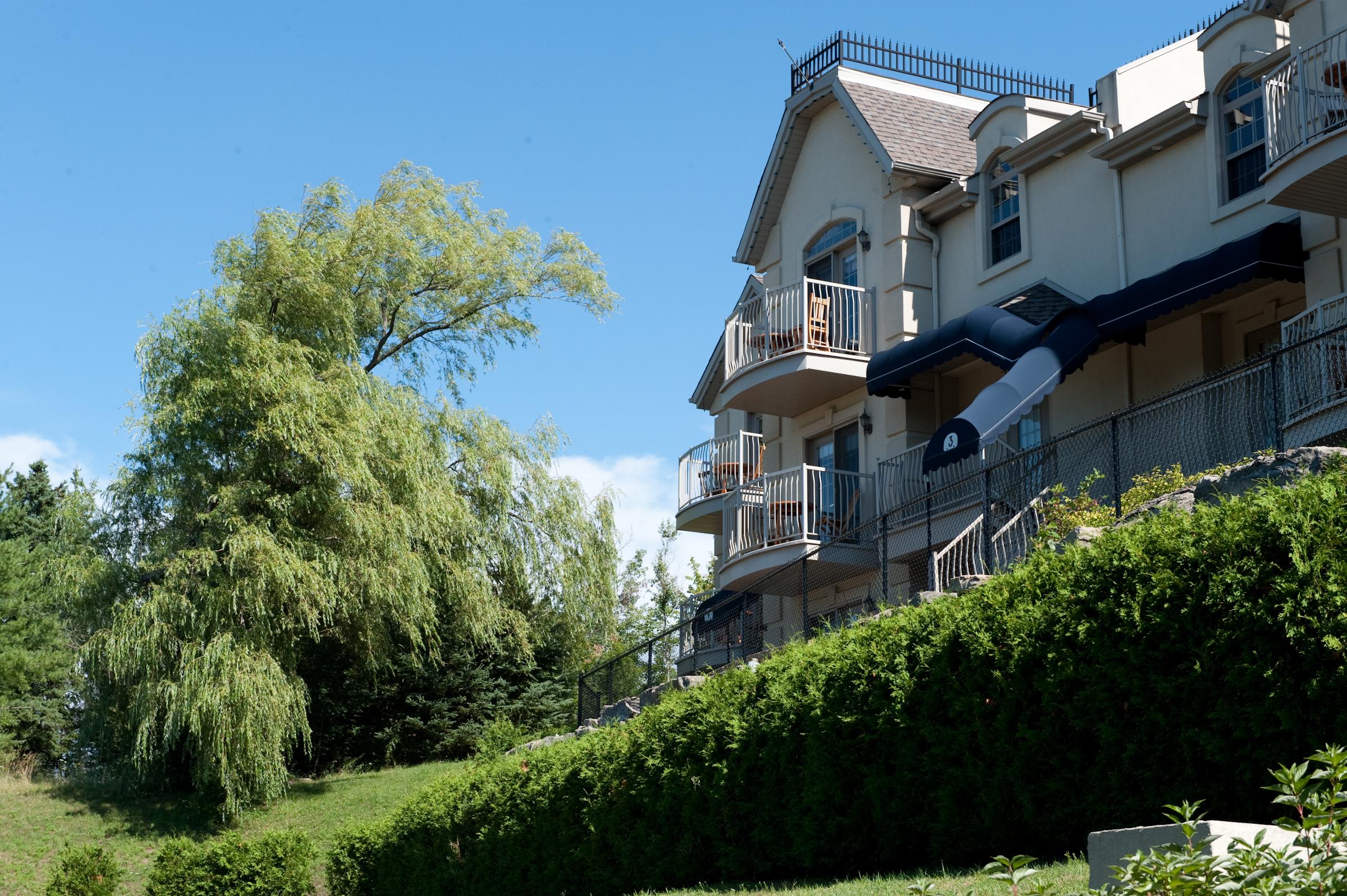 Hotel St-Sauveur Saint-Sauveur-des-Monts Exteriér fotografie